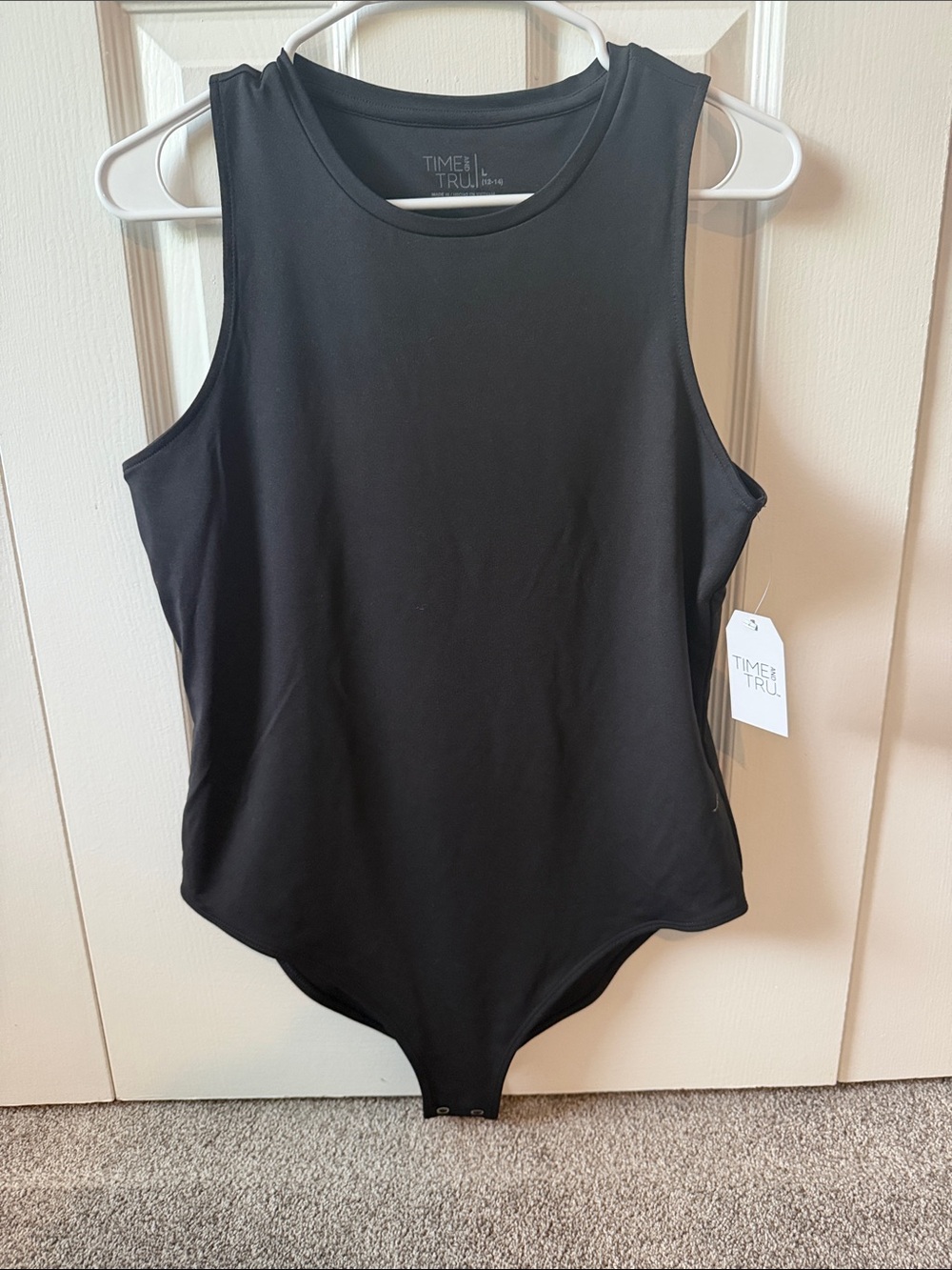 Time and Tru Black Sleeveless Crew Neck Bodysuit